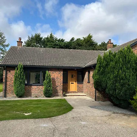Meadowside Holiday home