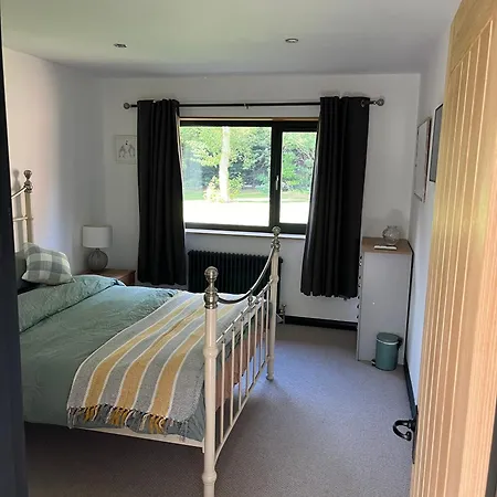 Meadowside * Weaverthorpe