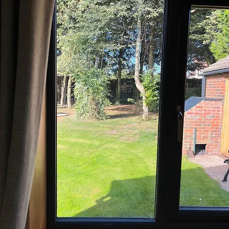 Meadowside Weaverthorpe