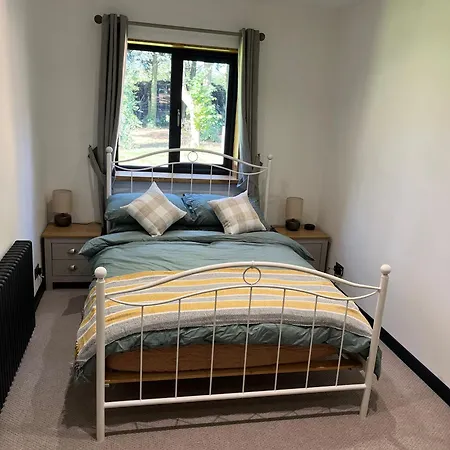 Meadowside Semesterbostad *