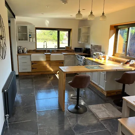 Meadowside Semesterbostad