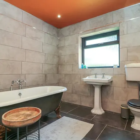 Meadowside Semesterbostad