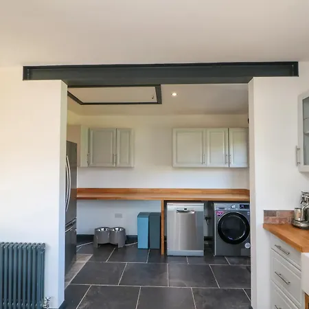 Holiday home Meadowside