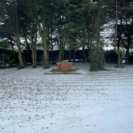 Meadowside * Weaverthorpe