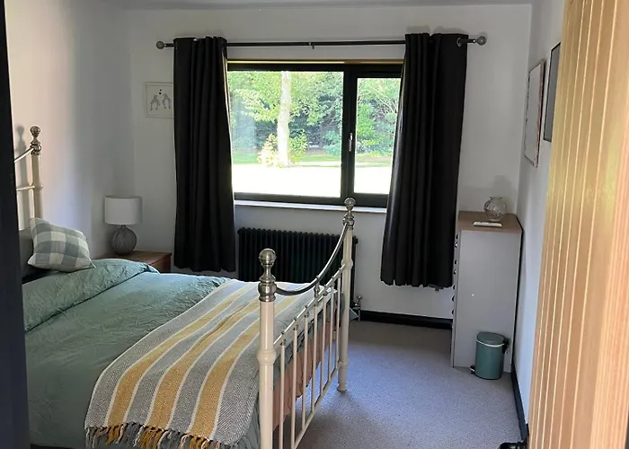 Meadowside * Weaverthorpe